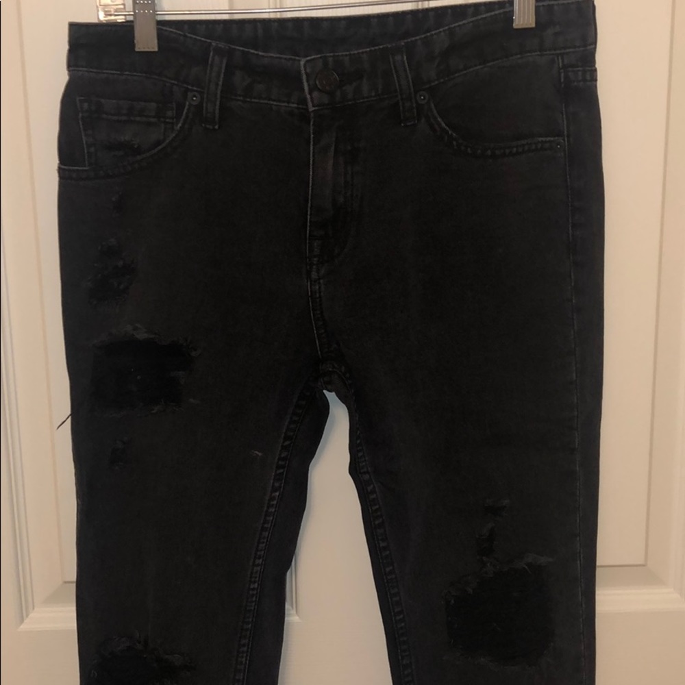 Bdg distressed black jeans. Urban outfitters.